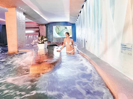 SMARTBOX - Accesso di 1 giorno alle terme per 2 persone a Bologna - Cofanetto regalo - 3