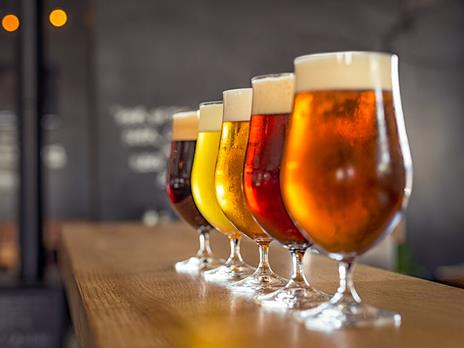 SMARTBOX - Visita al Birrificio Mastro Matto e degustazione di tre birre a Verona - Cofanetto regalo - 3