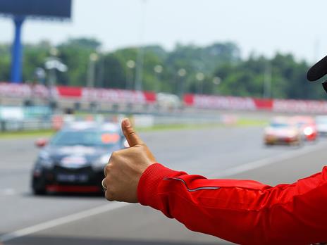 SMARTBOX - 3 giri su pista in Lamborghini Gallardo - Cofanetto regalo - 3