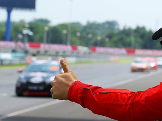 SMARTBOX - 3 giri su pista in Lamborghini Gallardo - Cofanetto regalo - 6