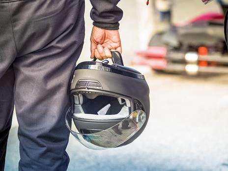 SMARTBOX - Pilota per un giorno: 6 emozionanti giri al volante di un'auto sportiva - Cofanetto regalo - 9