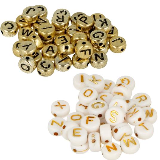 Set di perline alfabetiche bianche e oro
