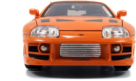 Jada Toys Fast & Furious Brian's 1995 Toyota Supra Auto Tuning Modello Scala 1:24 con Spoiler, Porte apribili, cofano e bagagliaio, tetto rimovibile, figura Brian O'Conner, arancione - 4