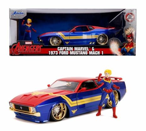 Marvel Captain Marvel 1973 Ford Mustang Mach 1 In Scala 124 Die-Cast Con Personaggio