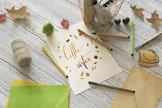 Pennarello Premium - STABILO Pen 68 Colorparade - Astuccio Desk-Set da 20 antracite/azzurro - 20 colori assortiti - 6