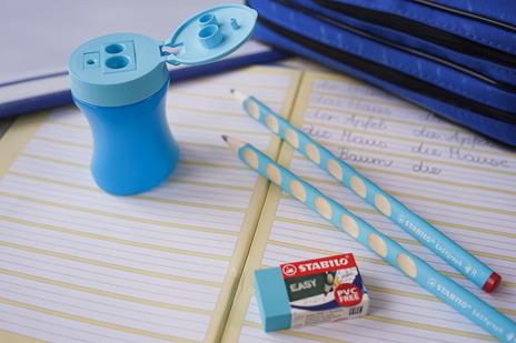 School Set - STABILO EASYgraph in Blu per Mancini - con Gomma + Temperino - 6