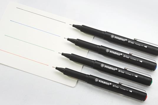 Fineliner Premium - STABILO dr!ver - Tratto Fine (0,4 mm) - Astuccio da 4 - Verde, Rosso, Blu, Nero - 4
