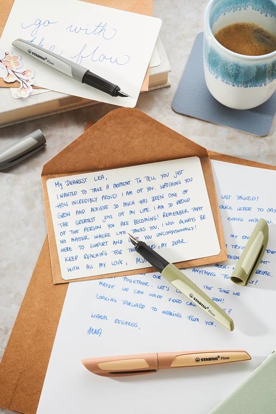 Penna Stilografica - STABILO Flow MONOCHROME in Verde Oliva - Pack da 1 - Cartuccia inclusa - 5