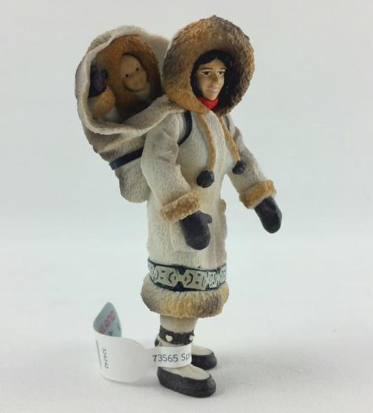 Inuit. Inuit Woman