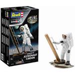 Apollo 11 Astronaut On The Moon (50 Years Moon Landing) Plastic Kit 1:96 Model Rv03702