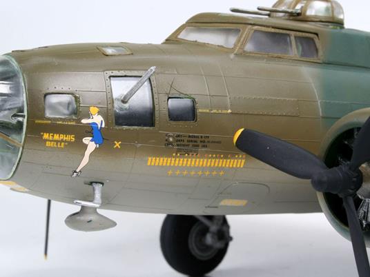 Aereo B-17F Memphis Belle (RV04297) - 6