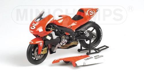 Yamaha Yzr 500 Motomondiale 2001 Team Marlboro Max Biaggi 1:12 Model Rip122016303 - 2