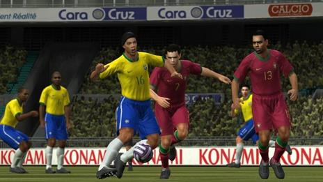 Pro Evolution Soccer 2008 - 6