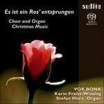 Es Ist Ein Ros' Entsprungen. Musica natalizia per coro e organo
