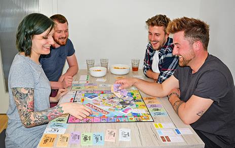 Sailor Moon Gioco Da Tavolo Monopoly *german Version* Winning Moves - 3