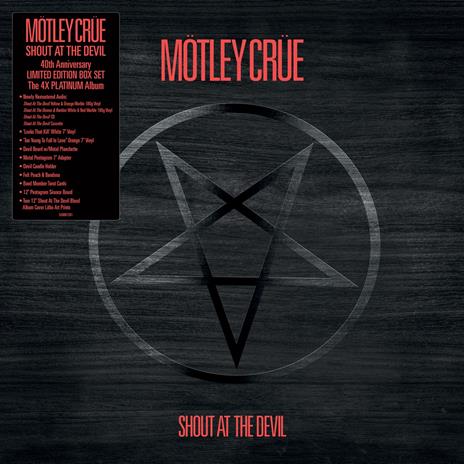 Shout at the Devil (40th Anniversary Box Set: 2 LP + CD + Musicassetta + 2 x 7" Vinyl) - Vinile LP + CD Audio + Musicassetta di Mötley Crüe
