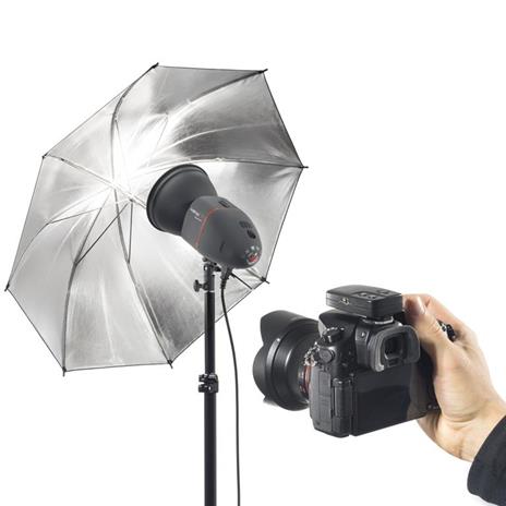Walimex Newcomer 300 100Ws 1/1200s Grigio unità di flash per studio fotografico - 4