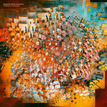 Holding On To Wonder - CD Audio di Magnetic Ghost Orchestra