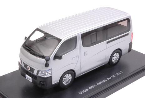Nissan Nv350 Caravan Van Dx 2012 Silver 1:43 Model Eb45595