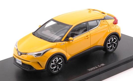 Toyota C-Hr 2016 Yellow 1:43 Model Eb45601 - 2