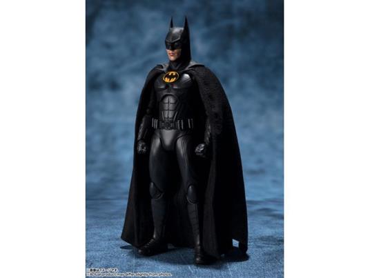The Flash S.h. Figuarts Action Figura Batman 15 Cm Bandai Tamashii Nations