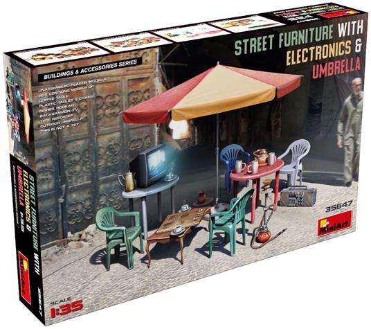 1/35 STREET FURNITURE WITH ELECTRONICS & UMBRELLA