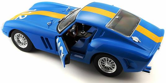 Bburago. 250 Gto 1:24 - 7