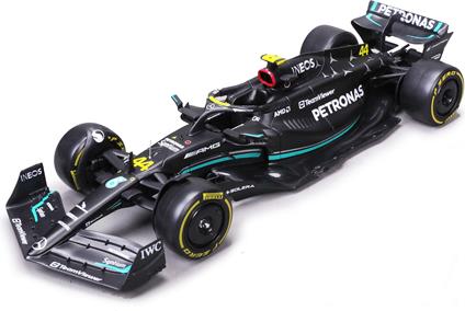 1/24 F1 Mercedes W14 E Performance #44 With Hamilton Figure