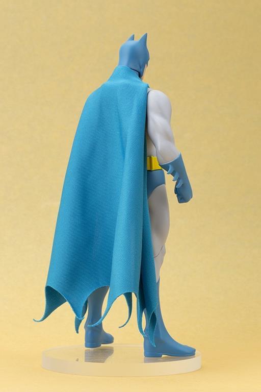 Dc Comics: Batman Classic Costume Artfx Statue - Kotobukiya - 14