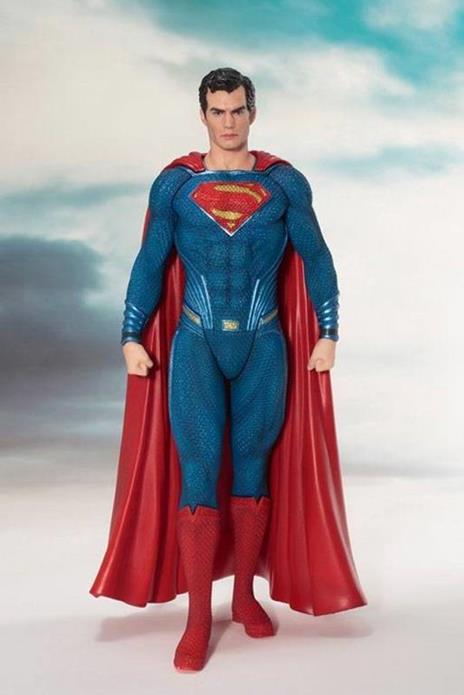 Dc Comics: Justice League Movie. Superman Artfx+ Pvc Statue - 2