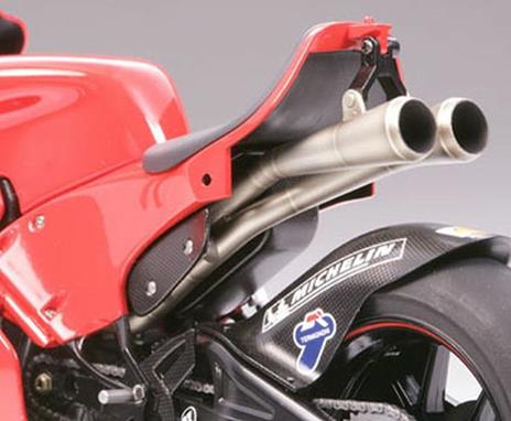 Ducati Desmosedici 1:12 - 5