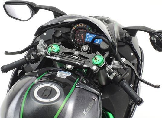Tamiya Kawasaki Ninja H2 Carbon Kit di montaggio Motocicletta 1:12 - 2