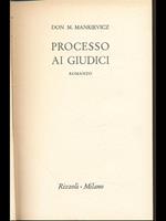 Processo ai giudici