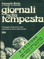 Giornali nella tempesta