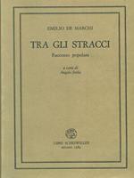 Tra gli stracci