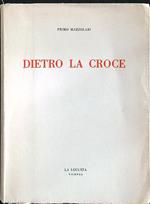 Dietro la croce