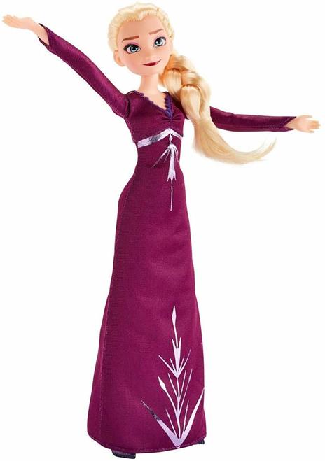 Frozen 2. Elsa Arendelle (Bambola con 2 completi, Camicia da notte e Abito Ispirati al film Disney Frozen 2) - 4