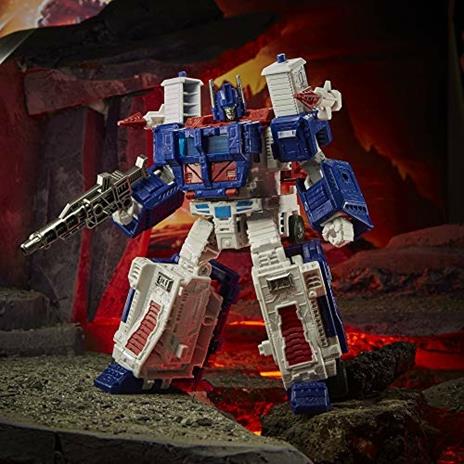 Transformers Generations WFC K Ultra Magnus Earth - 4