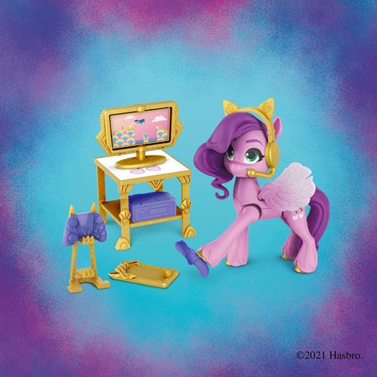 My Little Pony: Una Nuova Genarazione, Ruby Rivelazione Reale, pony rosa da 7,5 cm, con accessori rivelati dall'acqua - 3
