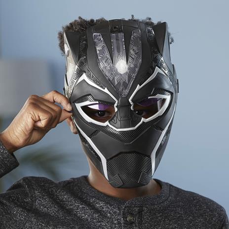 Hasbro Marvel Black Panther, Legacy Collection, Maschera Vibranium di Black Panther con effetti speciali - 8