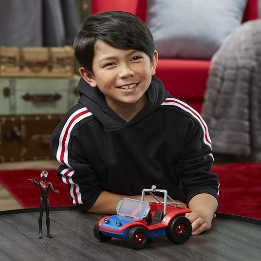 Hasbro Marvel Spider-Man - La macchina di Miles Morales e Spider-Ham, veicolo da 15 cm con action figure - 4