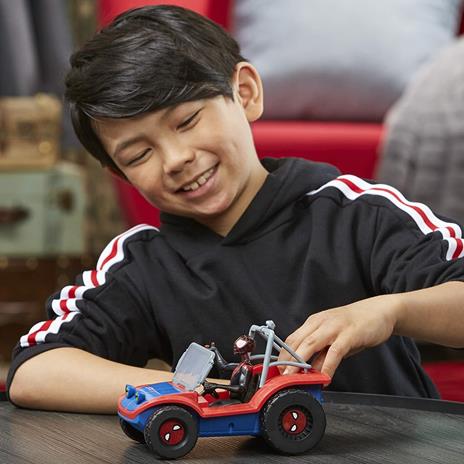 Hasbro Marvel Spider-Man - La macchina di Miles Morales e Spider-Ham, veicolo da 15 cm con action figure - 6