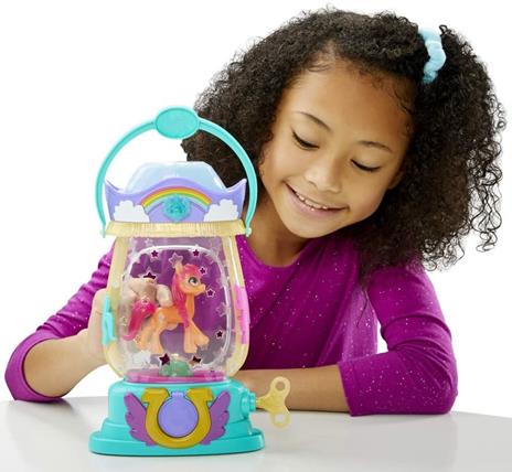 My Little Pony: Una Nuova Generazione, La Lanterna Magica, giocattolo che si illumina con 25 pezzi - 5