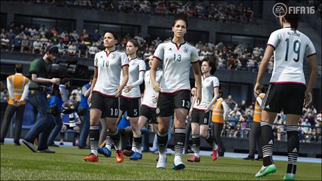 FIFA 16, Xbox 360 Basic Xbox 360 ITA videogioco 1024394 - 4