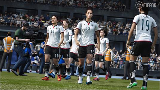 FIFA 16, Xbox 360 Basic Xbox 360 ITA videogioco 1024394 - 4