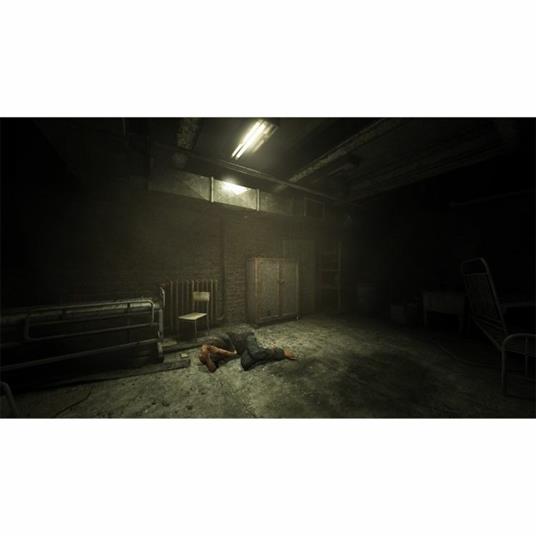 Outlast Trinity - PS4 - 3