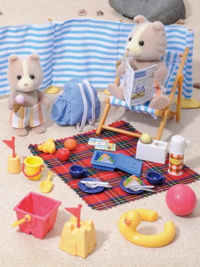 Sylvanian Families. Day At The Seaside - 12