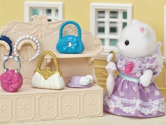 Sylvanian Families. Fashion Showcase Set - 11