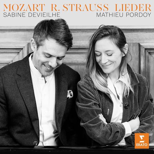 Lieder - CD Audio di Wolfgang Amadeus Mozart,Richard Strauss,Sabine Devieilhe,Mathieu Pordoy
