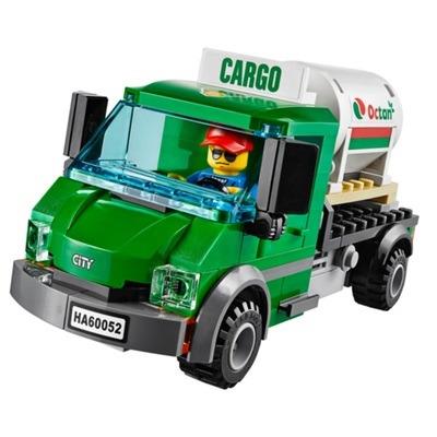 LEGO City (60052). Treno merci - 25